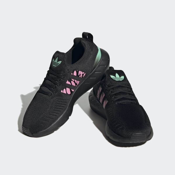 Negro Tenis Swift Run 22