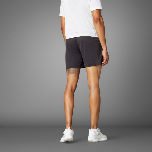 Schwarz Airchill Shorts
