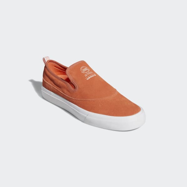 suede slip on skate shoes