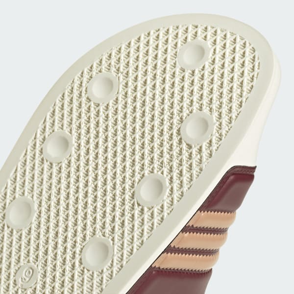Claquette Adilette - Bordeaux adidas | adidas France