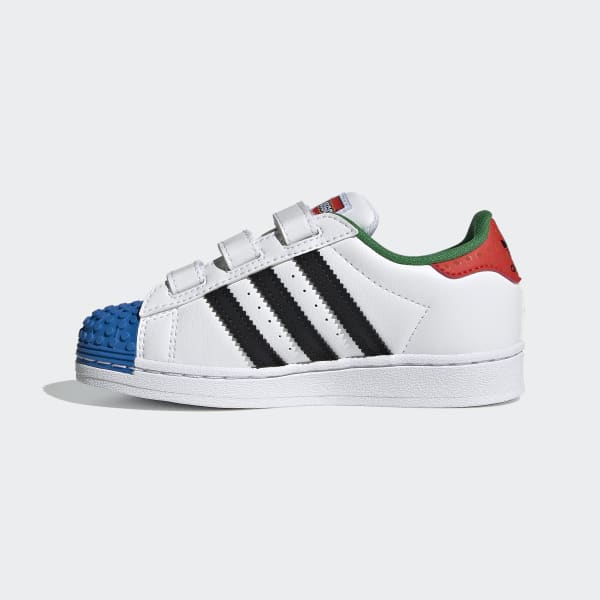 adidas marca china lego Cinosural International School