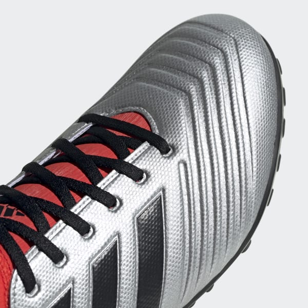 tenis adidas plateados