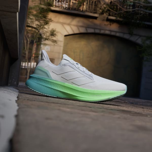 Bialy Buty Ultraboost 5x