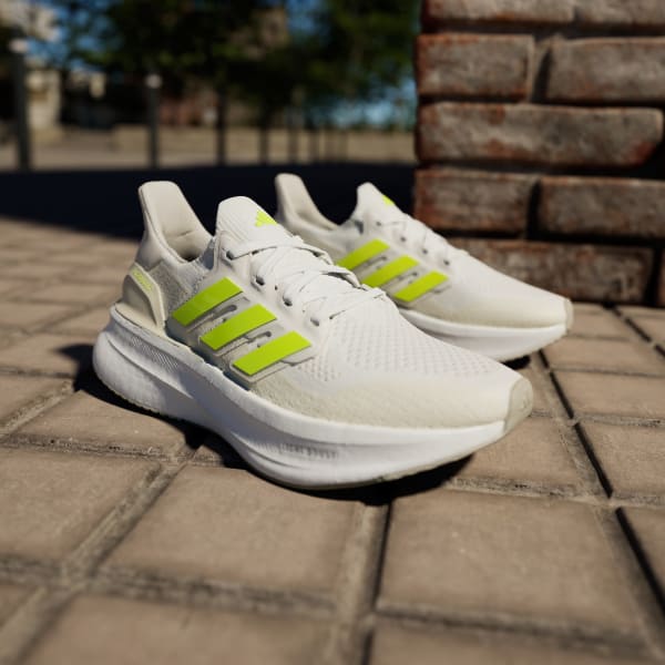 C*m様 adidas ULTRABOOST ホワイト/イエロー C*m様 adidas ULTRABOOST ホワイト/イエロー