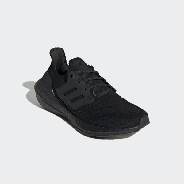 Negro TENIS ULTRABOOST 22
