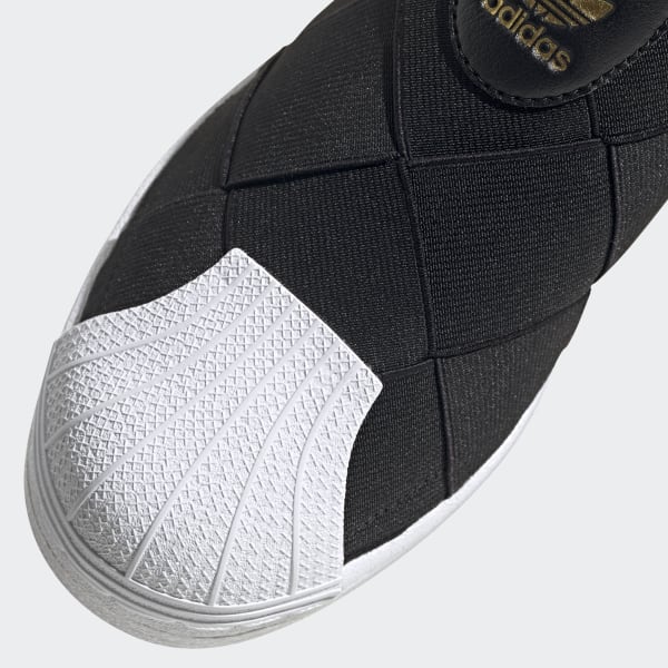 adidas slip on core black