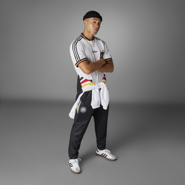 デサント製 adidas ドイツ代表モデル 1996 アウェイ デサント製 adidas ドイツ代表モデル 1996 アウェイ - メルカリ