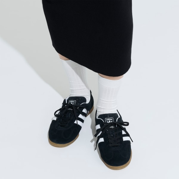 ブラック ガゼルLo Pro シューズ