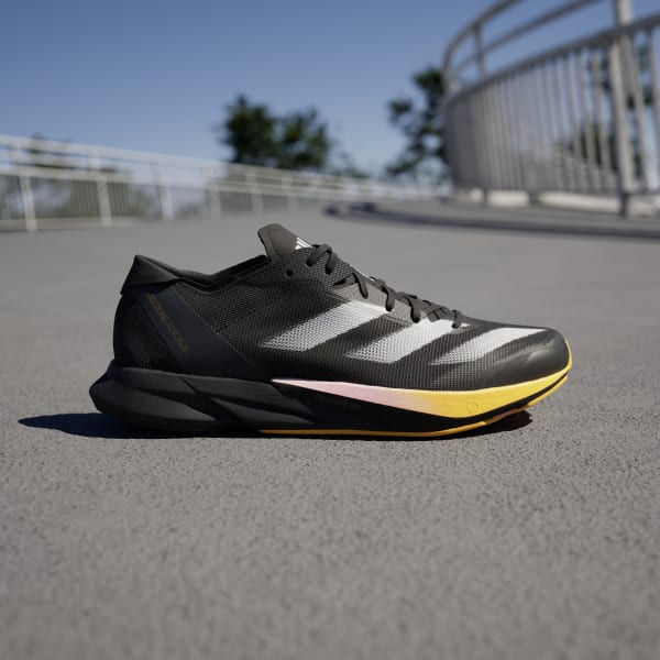 สีดำ รองเท้า Adizero Adios 8