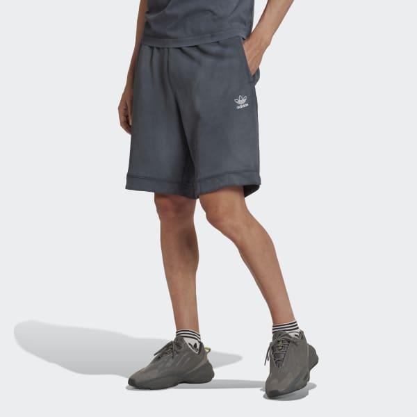 noir Short Essentials+ Made with Nature