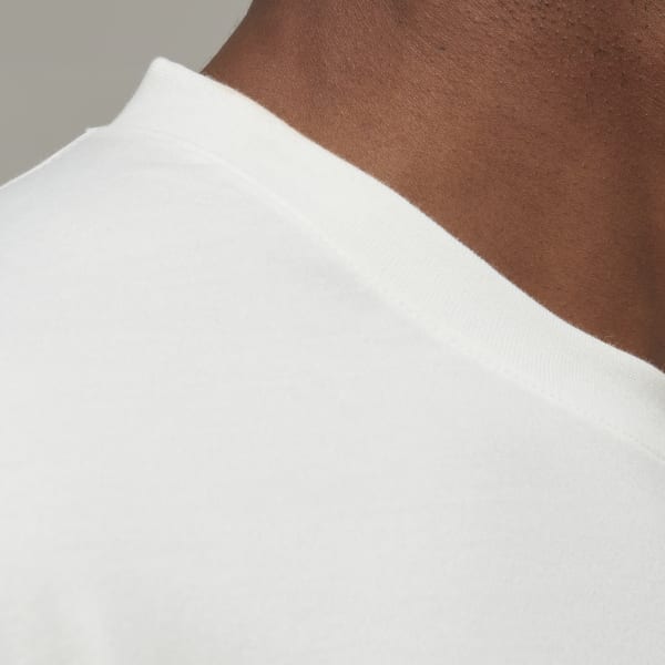 Weiss Y-3 Classic Chest Logo T-Shirt HBO64