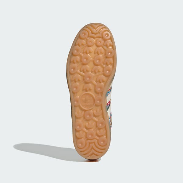 Vit Gazelle Indoor x Liberty London Skor