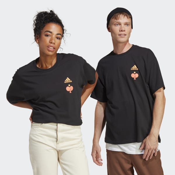 Svart Graphic Tee