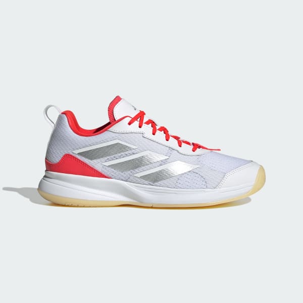 White Avaflash Low Tennis Shoes
