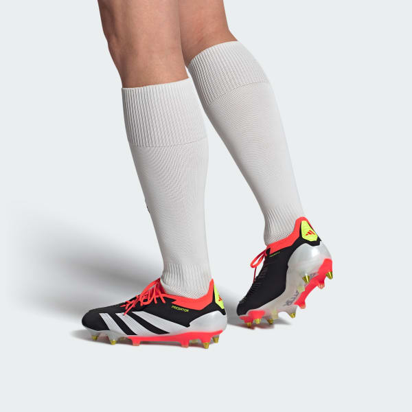 Negro Calzado de Fútbol Predator 24 Elite