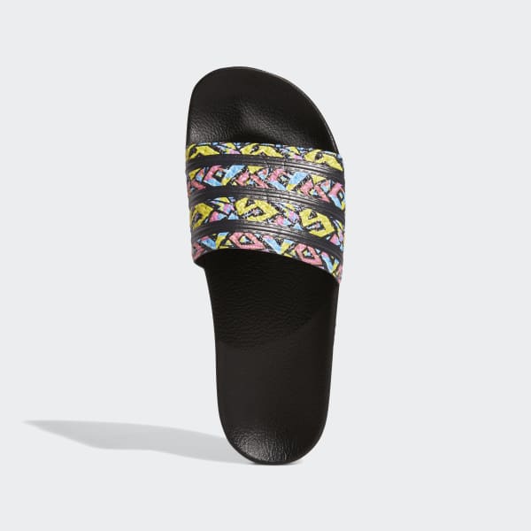 Adidas flip flops top price sportscene
