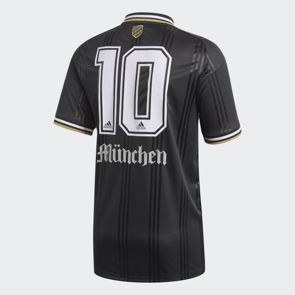 Adidas hotsell munich black
