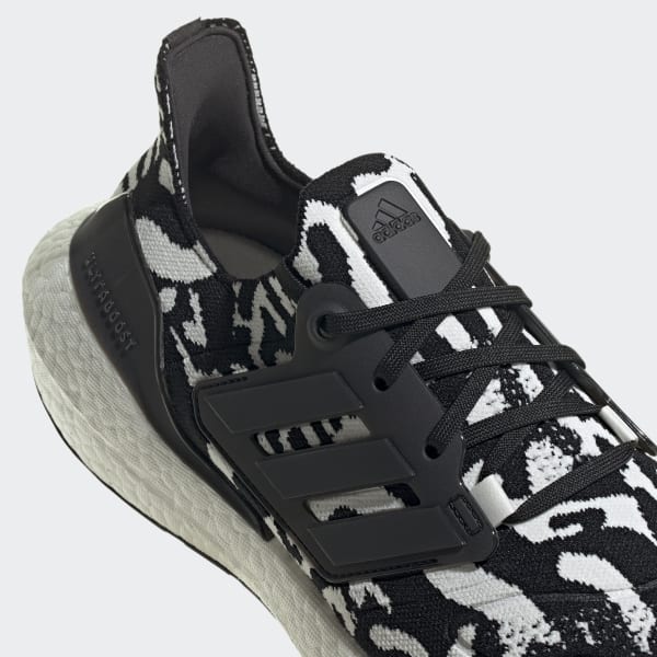 Black Ultraboost 22 Running Shoes