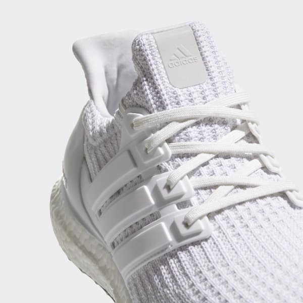 Ultra boost blancos 2025 hombre