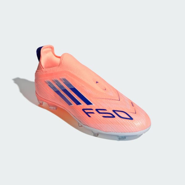 Orange F50 Elite Kids Fußballschuh, feste Böden, ohne Schnürung