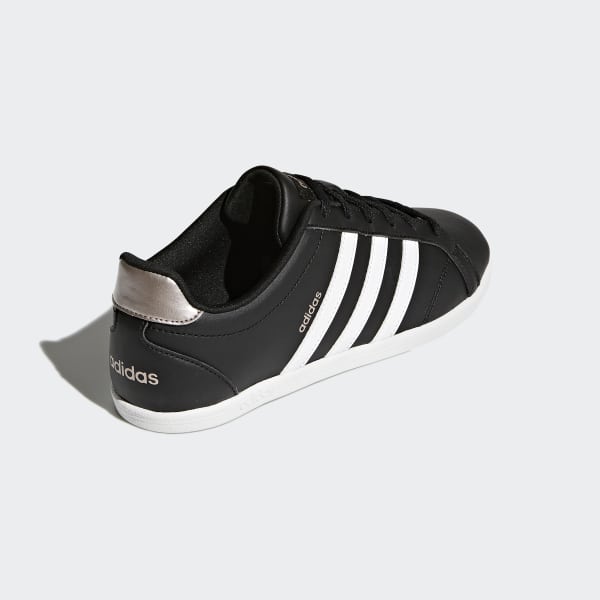 chaussure adidas noir et or