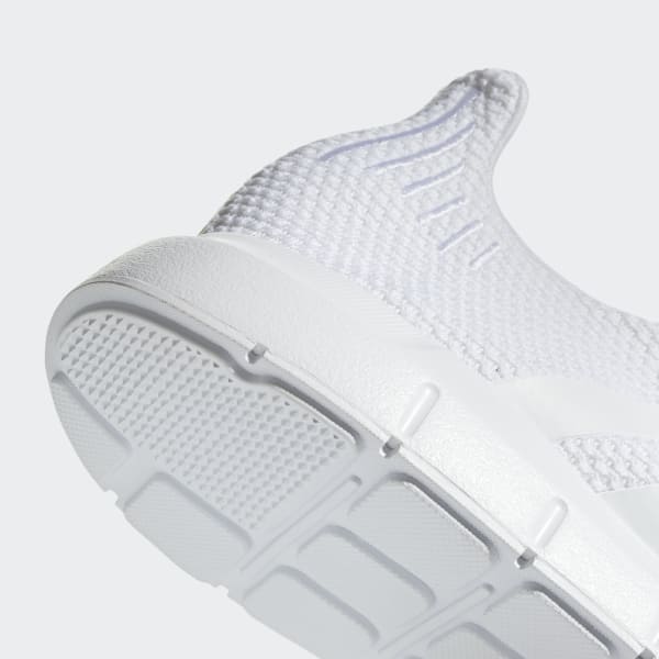 White Swift Run Shoes AQT17