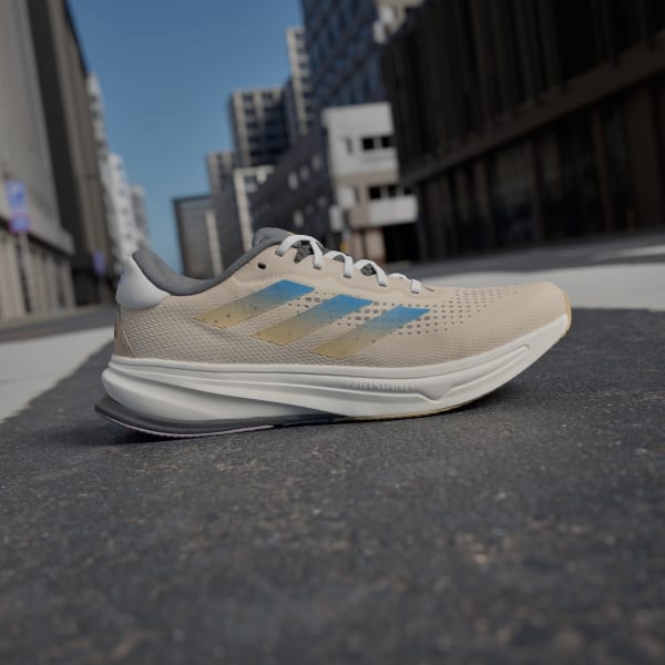 Supernova Rise Move for the Planet Shoes