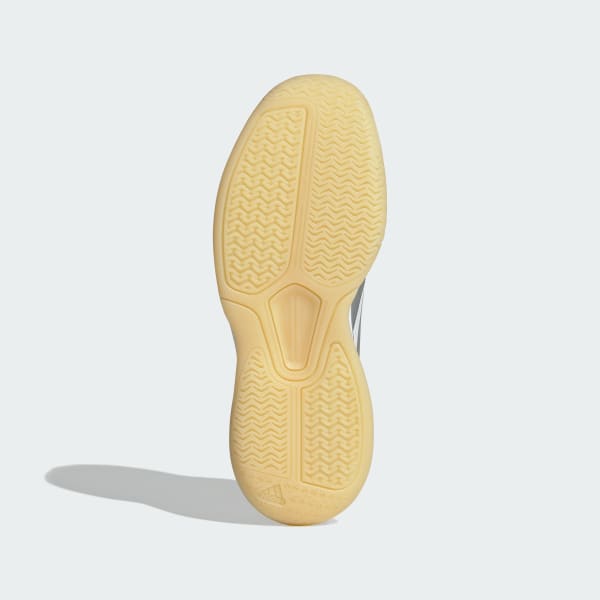 White Avaflash Low Tennis Shoes