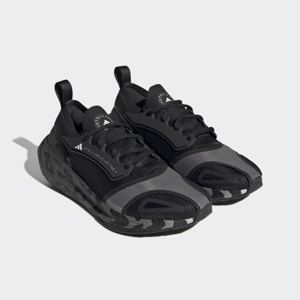adidas by Stella McCartney ULTRABOOST - Stabilty running shoes - core  black/core black/green/black - Zalando.de