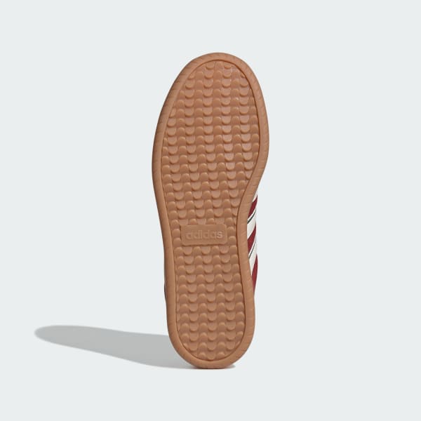 Merah Sepatu Barreda