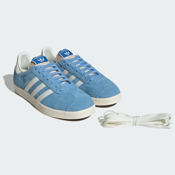 Blue suede adidas clearance