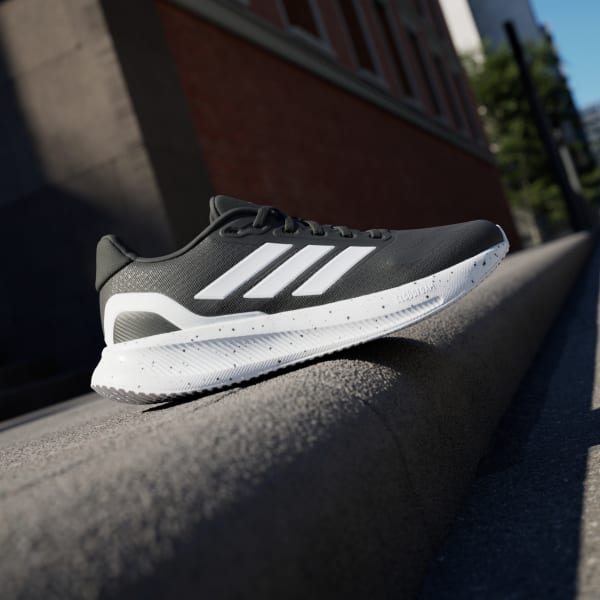 Black Runfalcon 5 Running Shoes