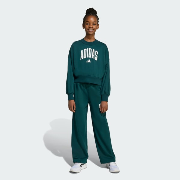 Verde Pantalón para niños Essentials con tipografía universitaria
