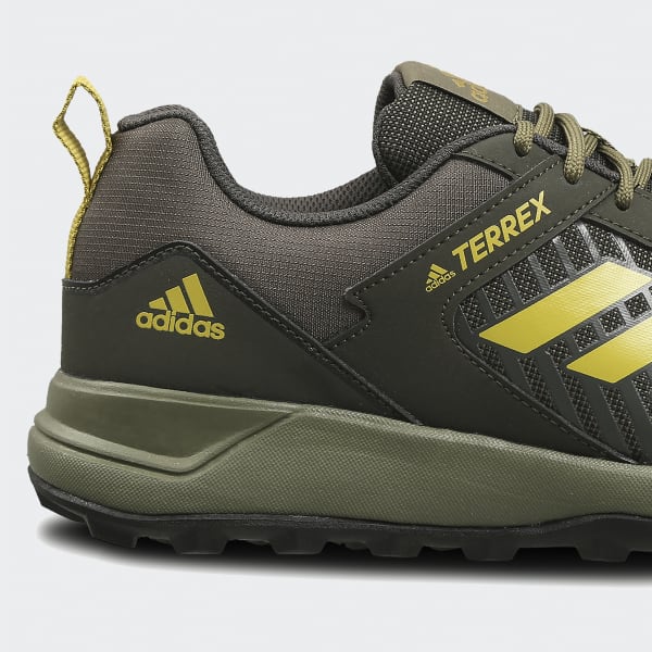 Adidas argo shop trek shoes