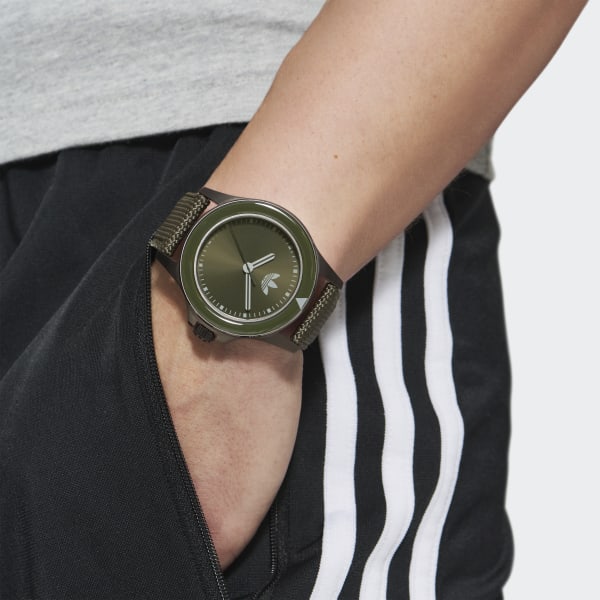 Grau Expression One Uhr