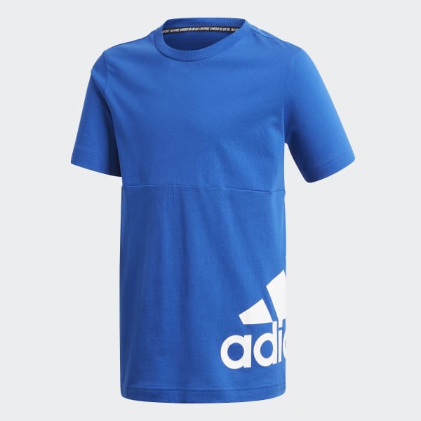 Adidas áo thun Big Logo xanh da trời: Áo thun Big Logo xanh da trời của Adidas là một sản phẩm đang được rất nhiều người yêu thích. Với thiết kế đơn giản, trẻ trung và màu sắc tươi sáng, chiếc áo thun này sẽ là một lựa chọn hoàn hảo cho những người thích phong cách thể thao đầy năng động và sự thoải mái.