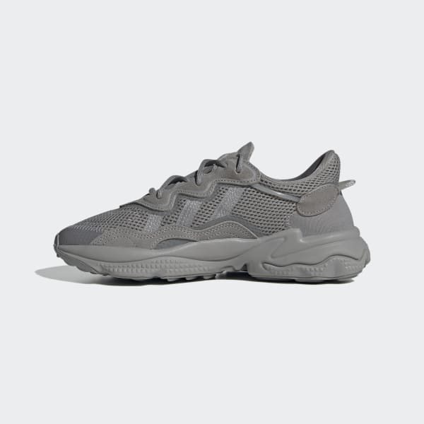 Size adidas ozweego outlet