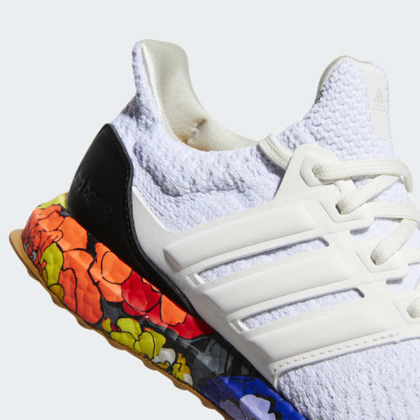 White Ultraboost DNA 5 Shoes LUS20