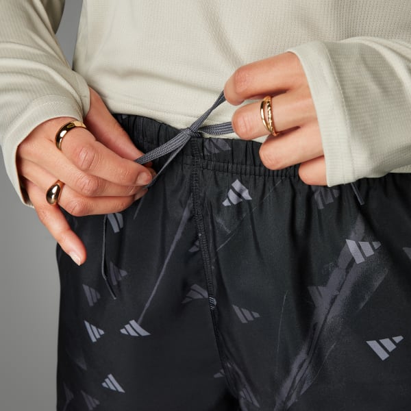 Negro Shorts Run It Brand Love