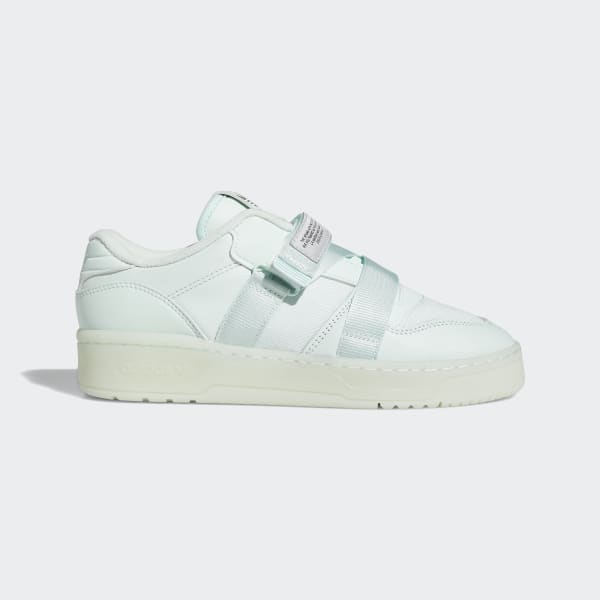 Tenis rivalry low strap clearance