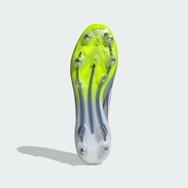 Viola Scarpe da calcio F50 Elite senza lacci per terreni morbidi.