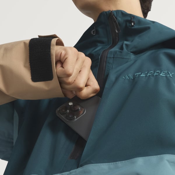 アディダス テレックス Xploric 2層生地 クライマプルーフ アノラック