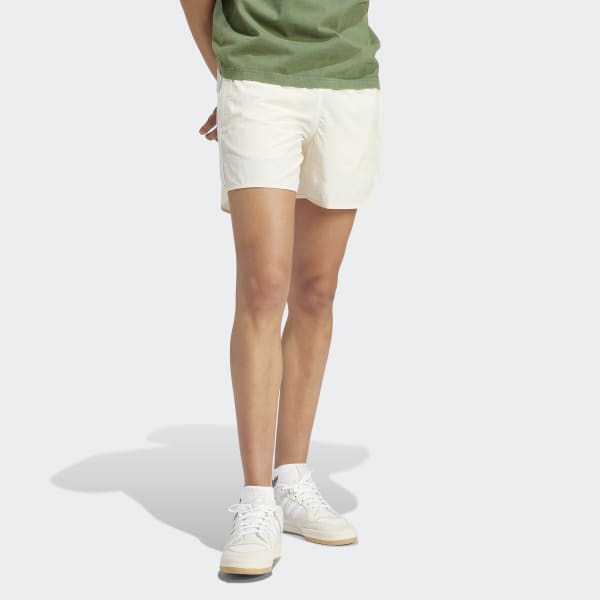 adidas ニットショーツ　ホワイト IM9417_db21_model.jpg