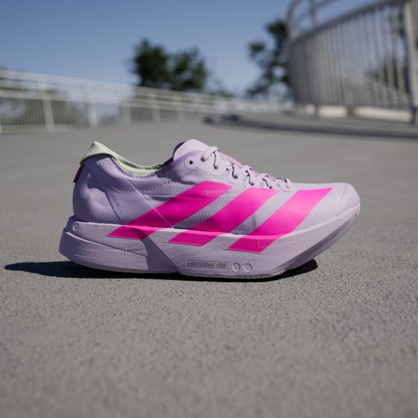 Lila Adizero Adios Pro 4 BMW Berlin Marathon 2025 Schuh