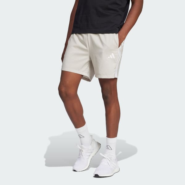 Beige Essentials 3-Streifen Chelsea Shorts