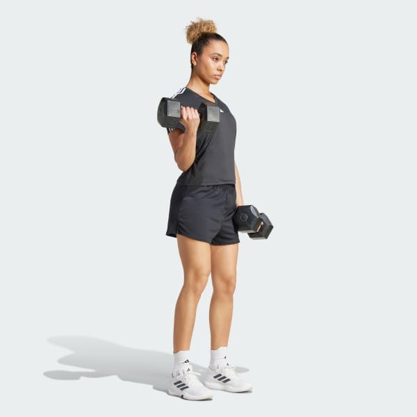 สีดำ กางเกงขาสั้นโลโก้ขนาดใหญ่ Train Essentials