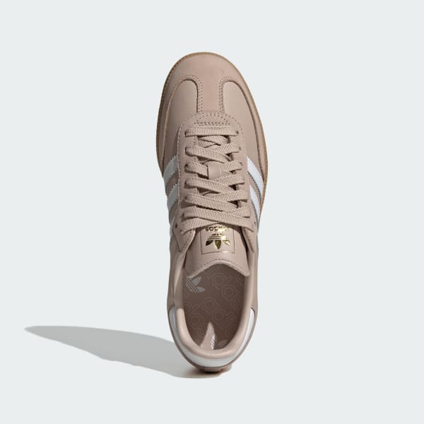 Adidas takkies 218 deals
