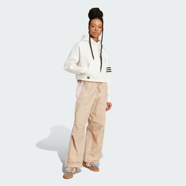 trang Áo Hoodie Neuclassics