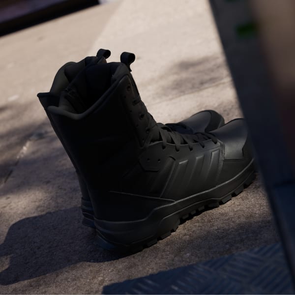 大注目！レザーブーツ！！アディダス☆GSG-9.2024 Zip Boots adidas GSG-9.2024 Zip Boots - Black | Free Shipping with