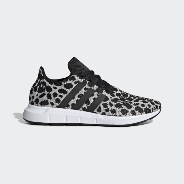 Residencia Padre fage Chelín Women's Swift Run Raw White and Core Black Shoes | BD7962 | adidas US